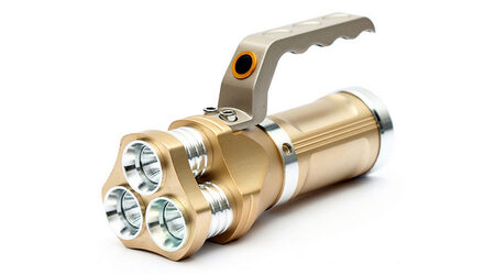 купите Светодиодный фонарь-прожектор UltraFire YB-857 (Cree XML T6) 3000 люмен в Нижнем Новгороде